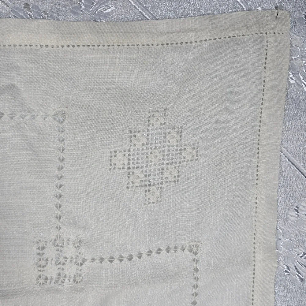 N/A vintage white